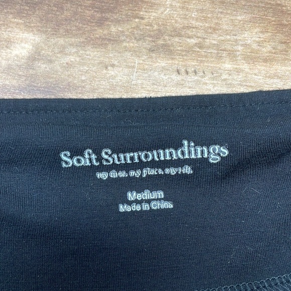 Soft Surroundings Ruched Long Sleeve Tee in Black M G6 - Picture 3 of 5